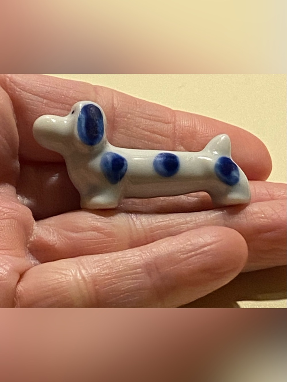 Japanese Chopstick Rest Ceramic Dachshund Dog Figurine Blue Mino Ware Hashioki